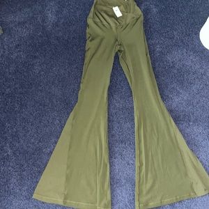 Aerie Offline Crossover Super Flare Leggings Small Short